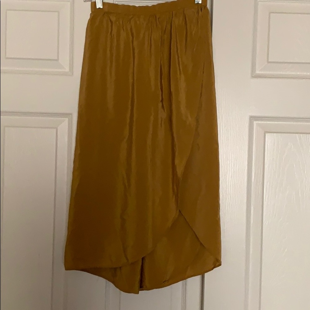 Rio Gio Capri Skirt 100% silk size 8